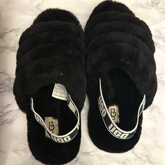 Ugg super fluff black size 5 women - Picture 2 of 7